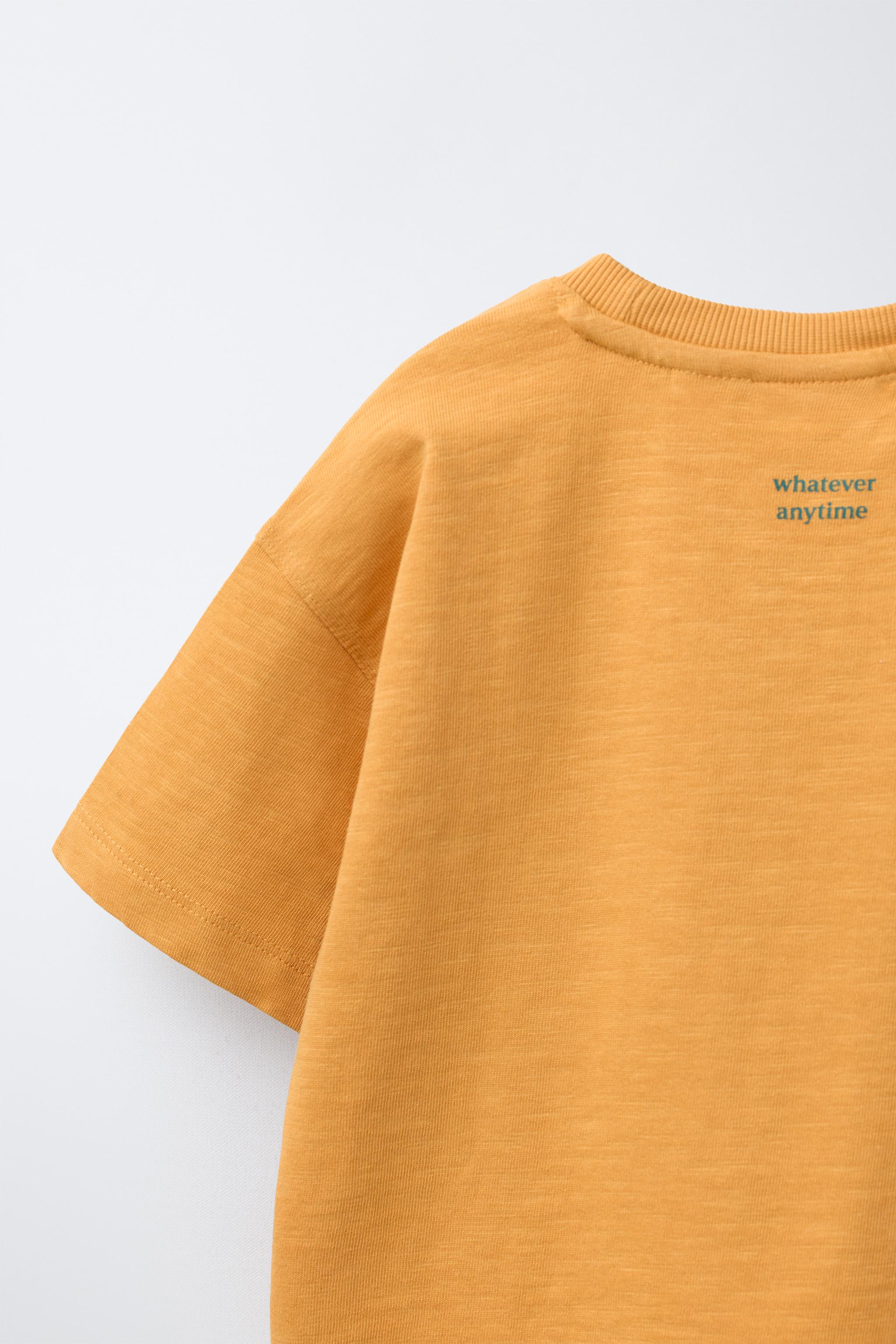 T-SHIRT À INSCRIPTION IMPRIMÉE